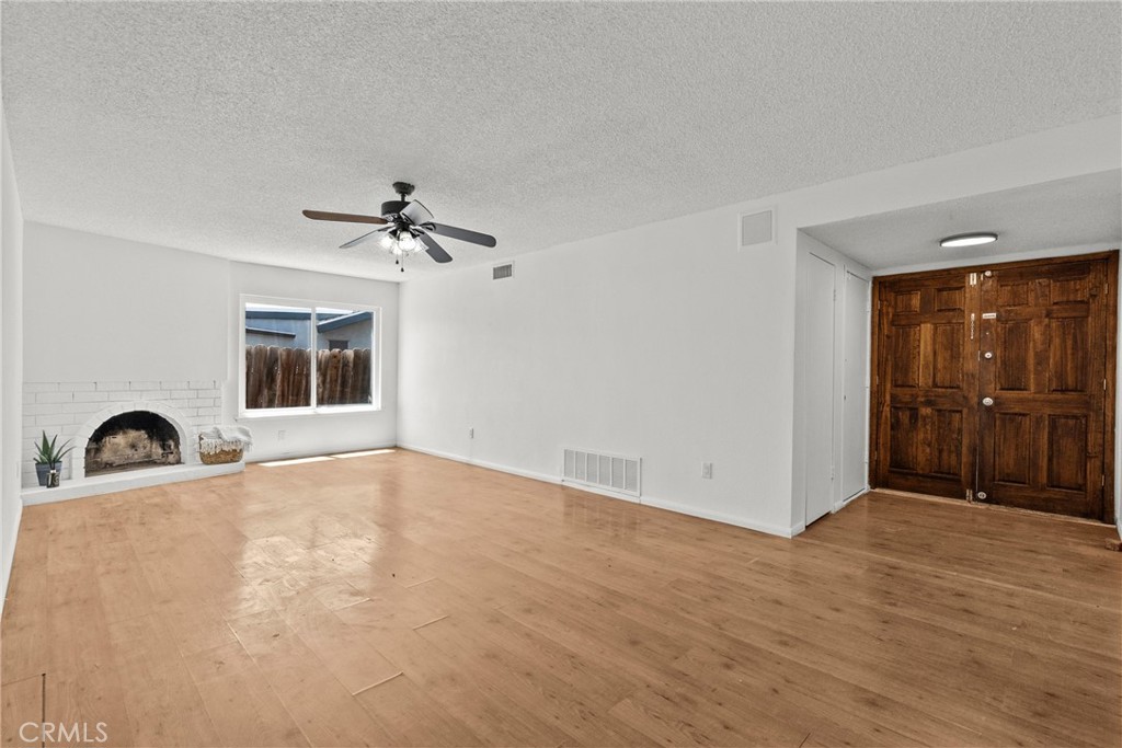 21124 Rosedell Property Photo 2