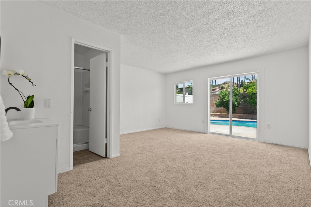 21124 Rosedell Property Photo 11