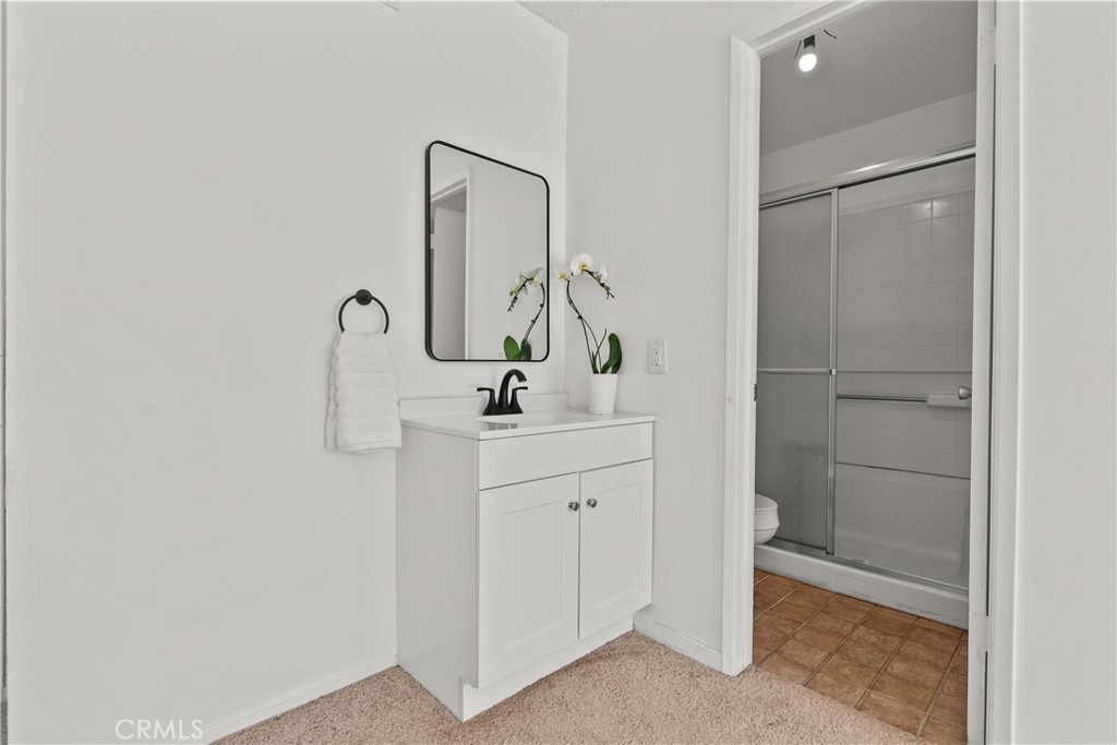 21124 Rosedell Property Photo 12