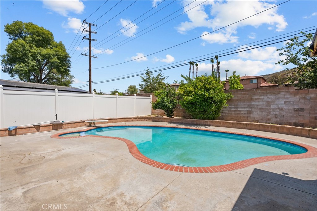 21124 Rosedell Property Photo 13