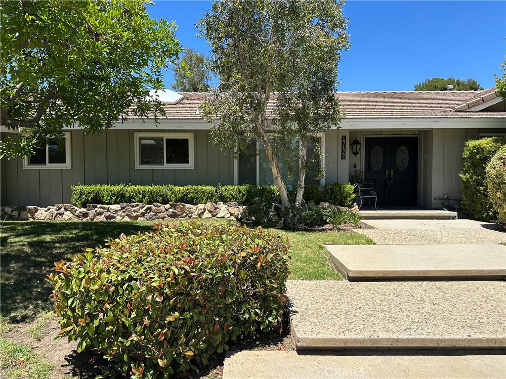 17177 Superior St Property Photo 2