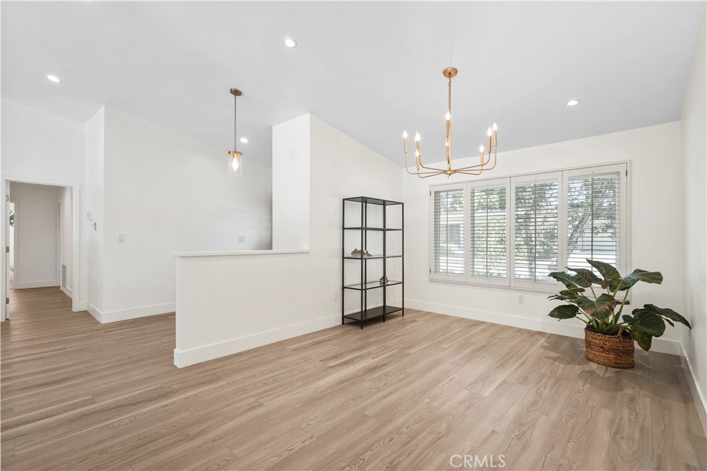 17177 Superior St Property Photo 10