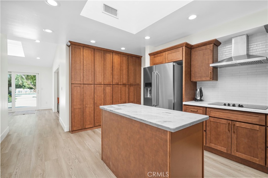 17177 Superior St Property Photo 14