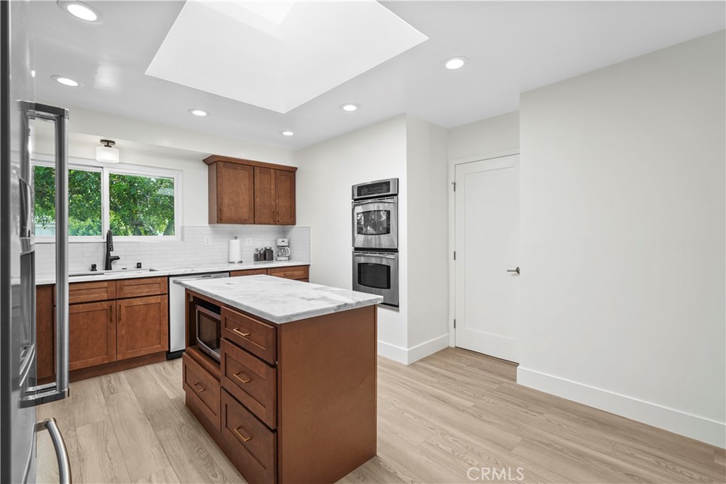 17177 Superior St Property Photo 15