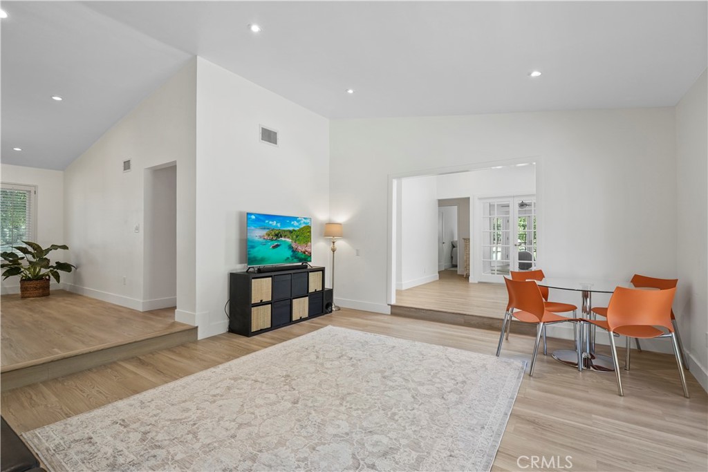 17177 Superior St Property Photo 19