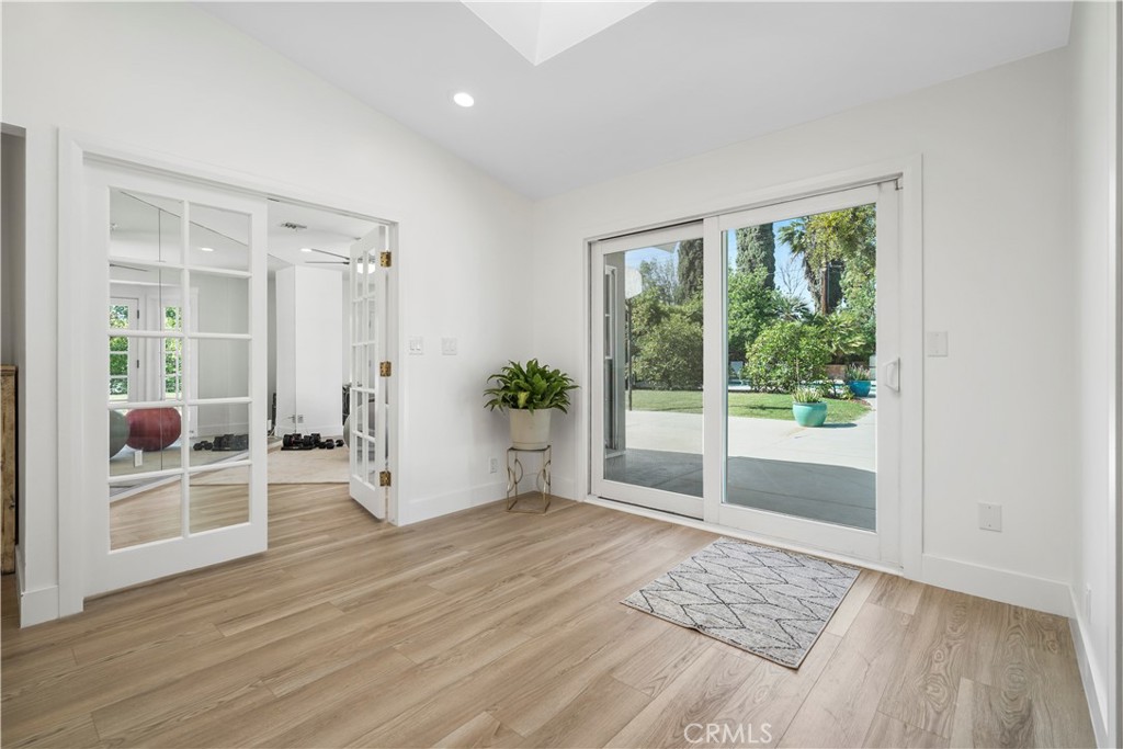 17177 Superior St Property Photo 20