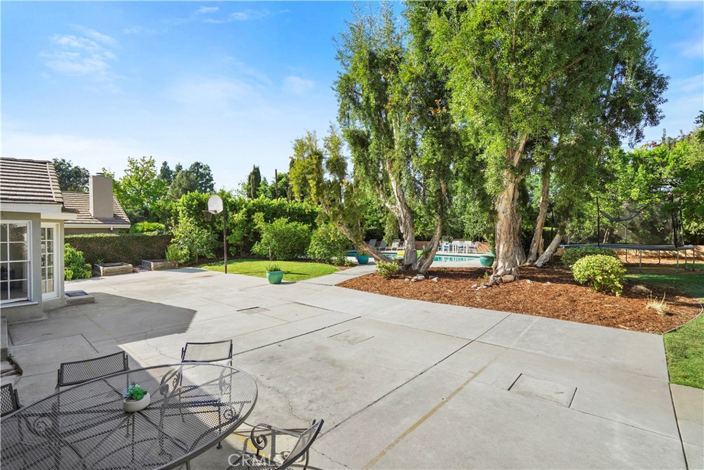 17177 Superior St Property Photo 40