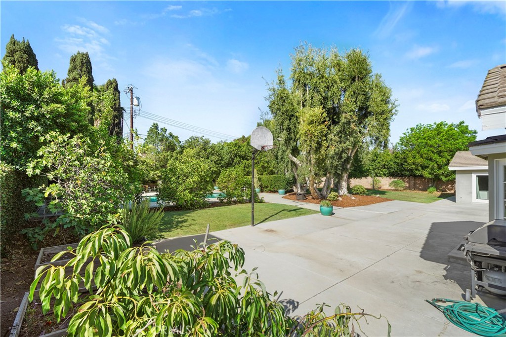 17177 Superior St Property Photo 41
