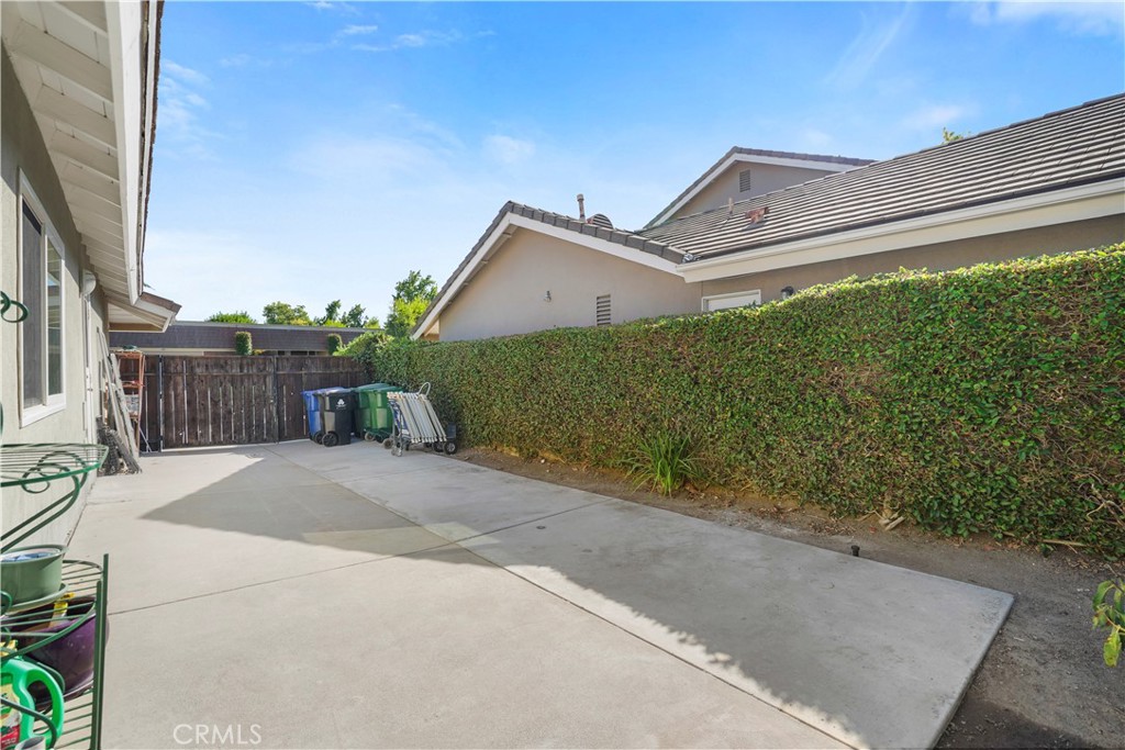 17177 Superior St Property Photo 42
