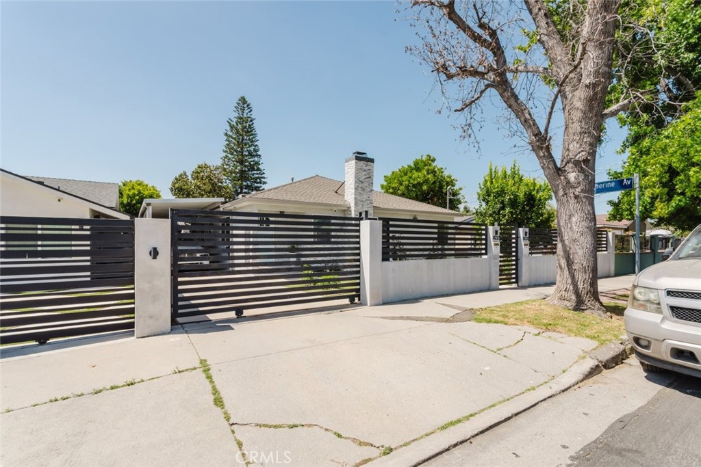 14232 Hart Property Photo 1