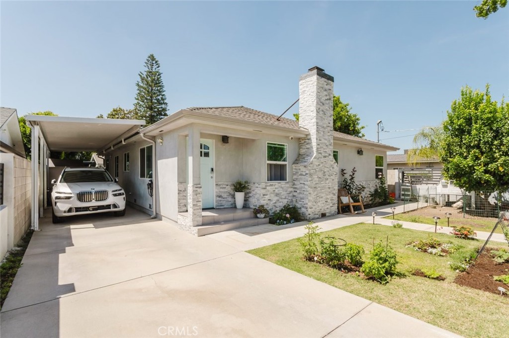 14232 Hart Property Photo 3