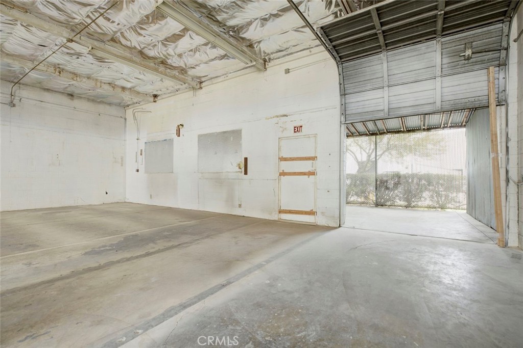 9110 Dice Road Property Photo 16