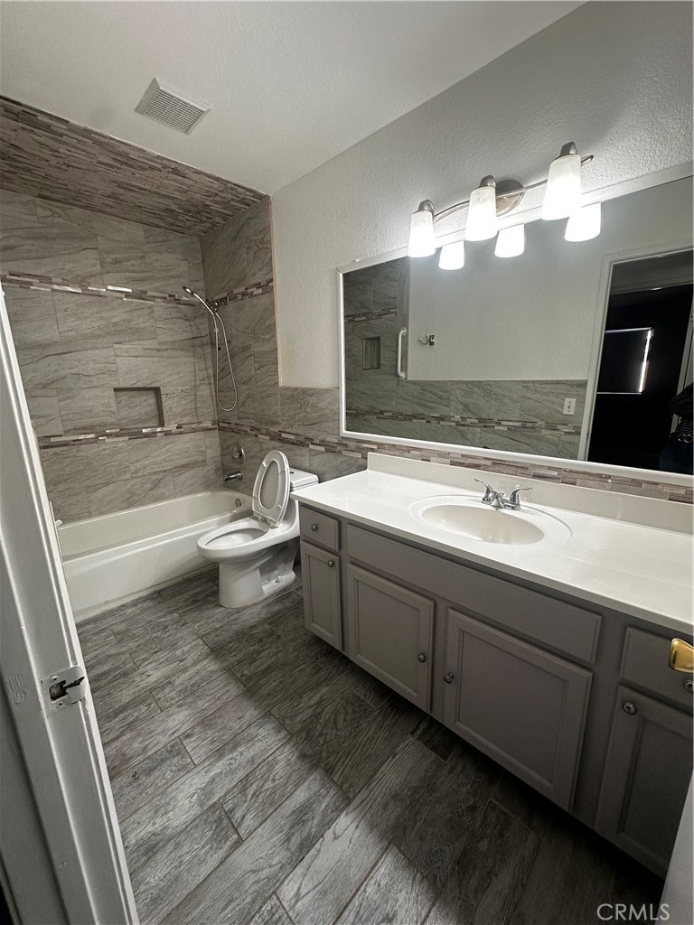 43770 Santa Rosa Circle Property Photo 14