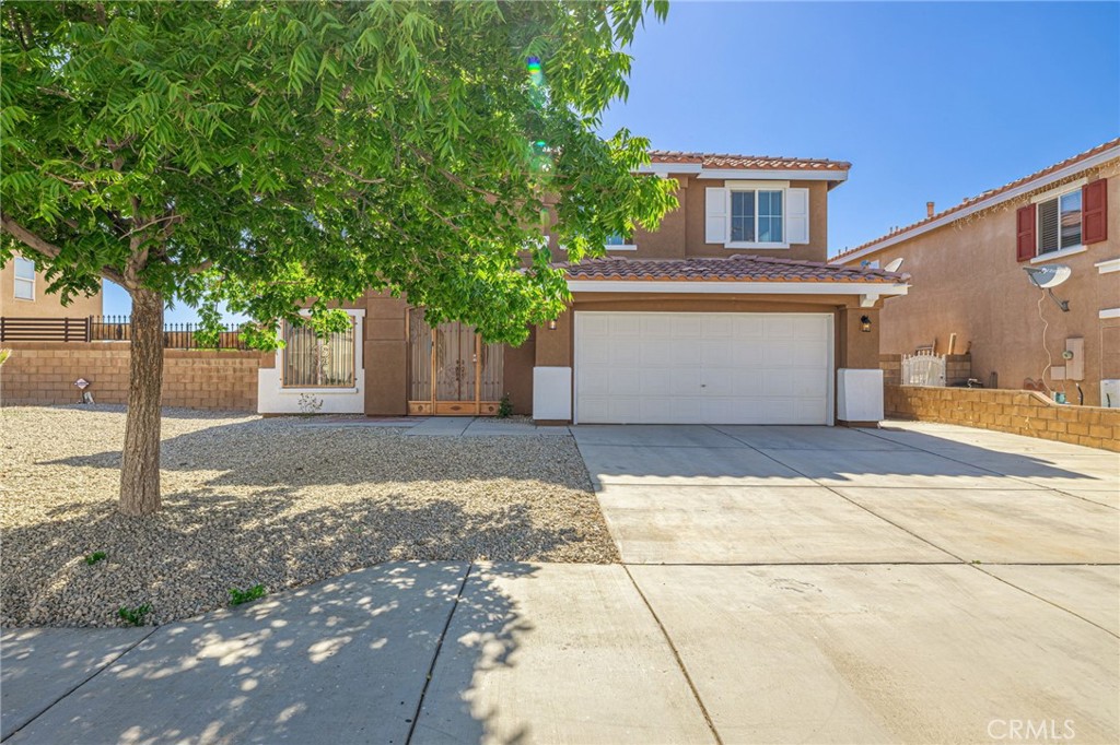 45123 Palm Property Photo 2