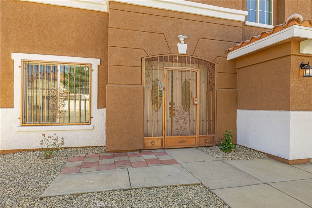 45123 Palm Property Photo 4