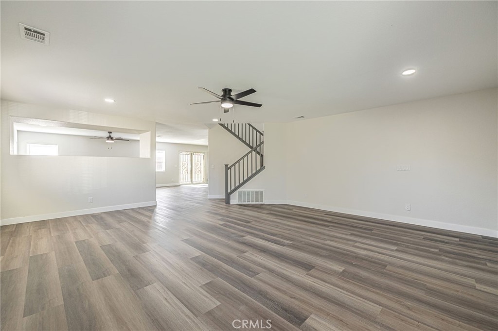 45123 Palm Property Photo 8