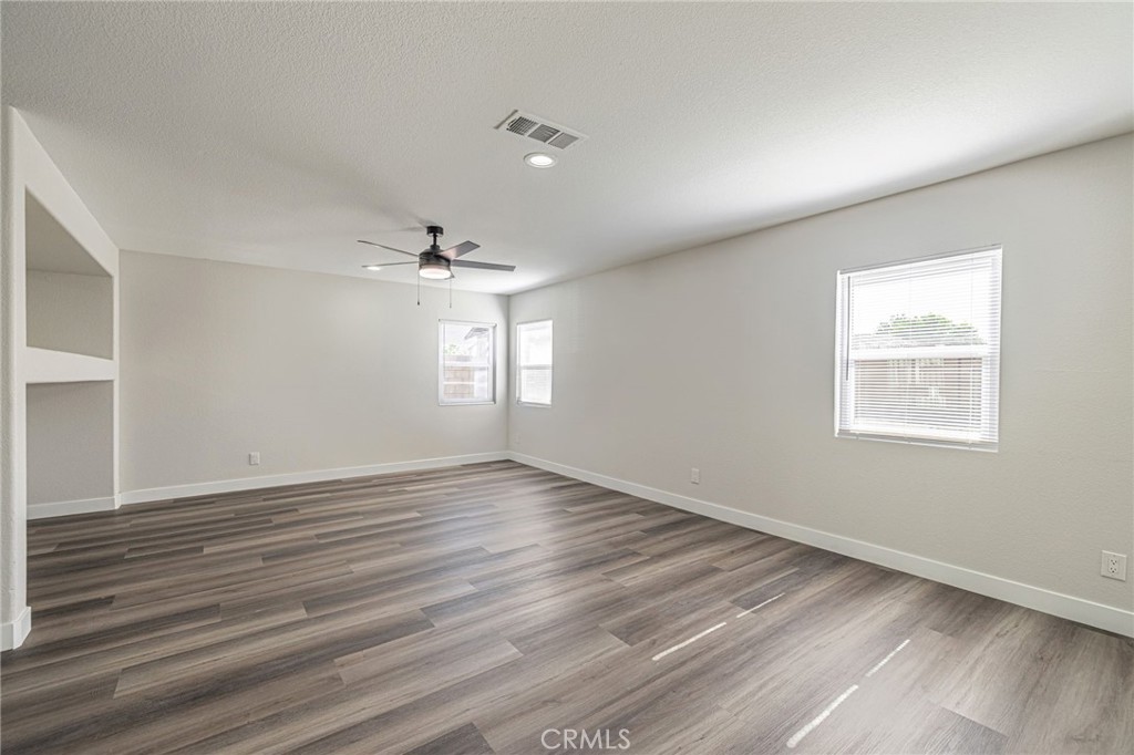 45123 Palm Property Photo 13