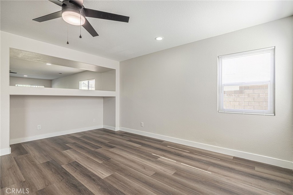 45123 Palm Property Photo 15