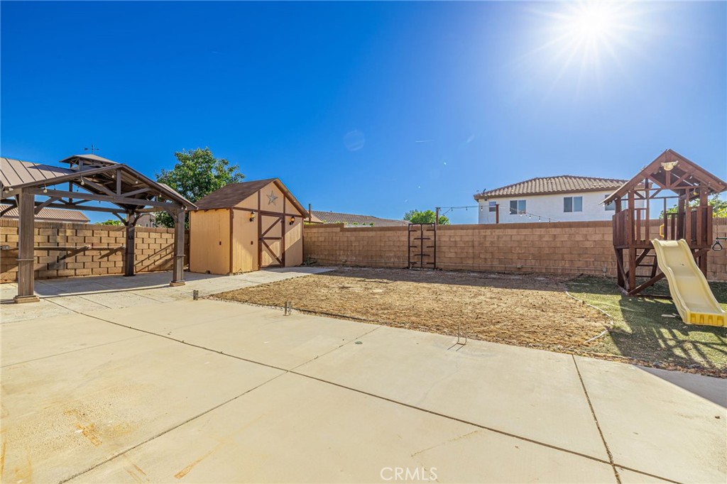 45123 Palm Property Photo 37