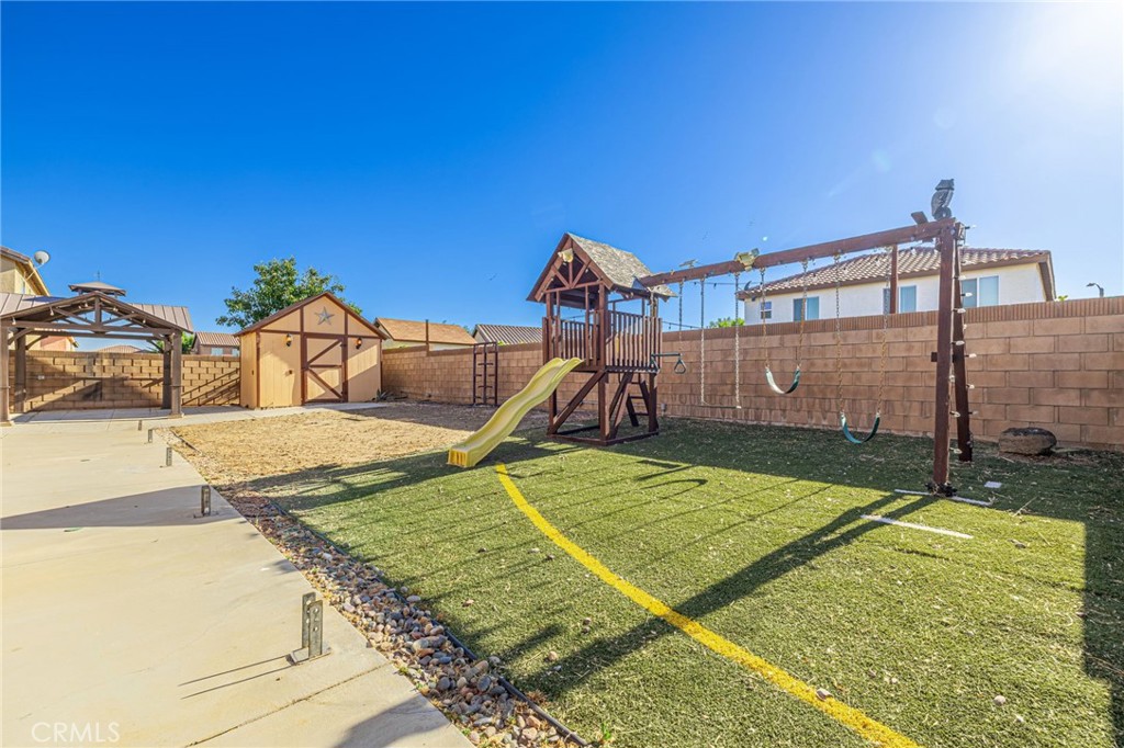 45123 Palm Property Photo 42