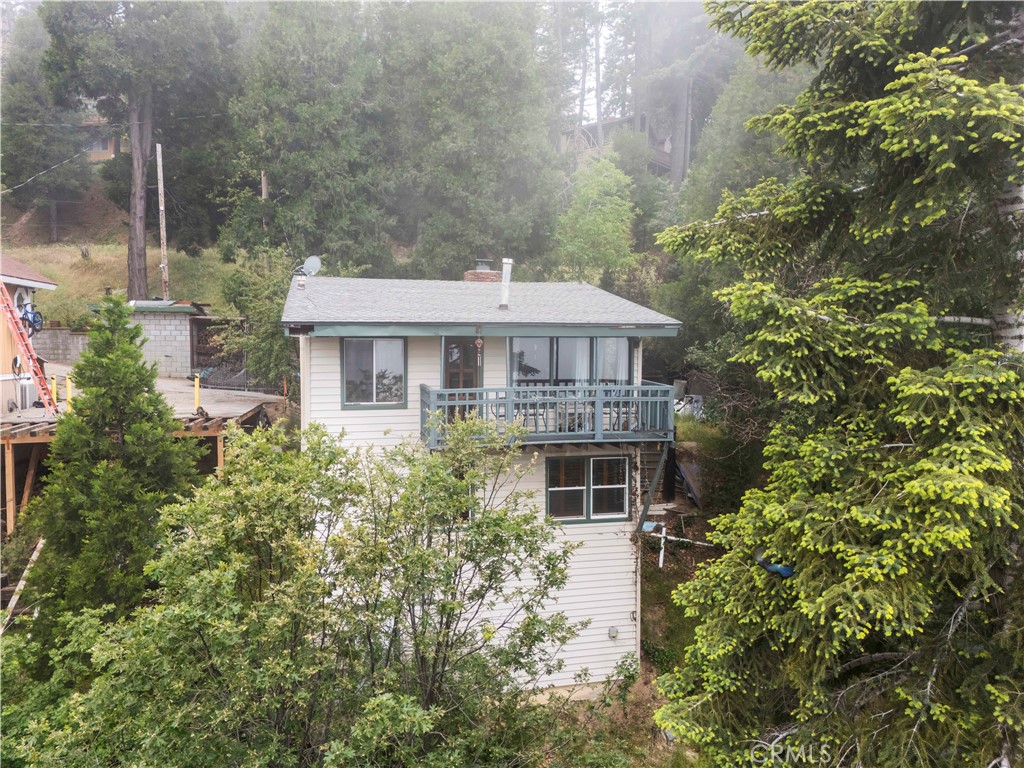 24682 Lake Gregory Drive Property Photo 4