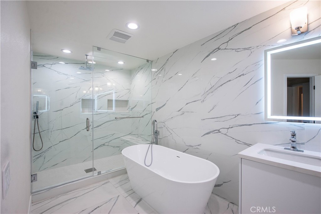 5333 Zelzah Avenue 102 Property Photo 9