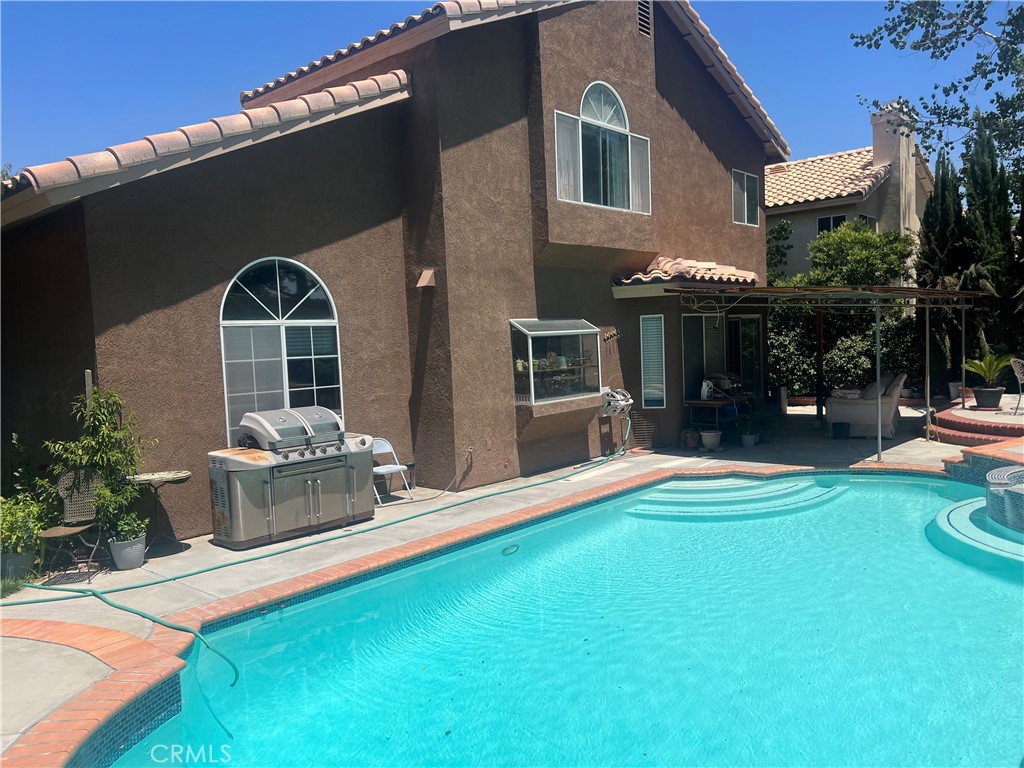 2800 W Pondera Property Photo 7