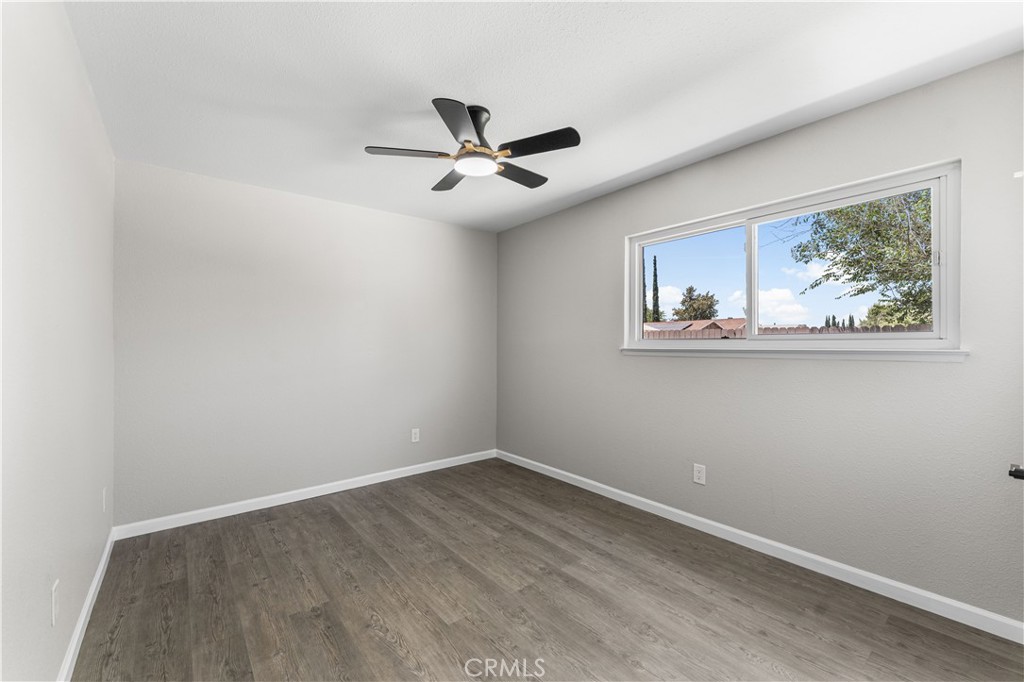 2611 W Avenue K6 Property Photo 18