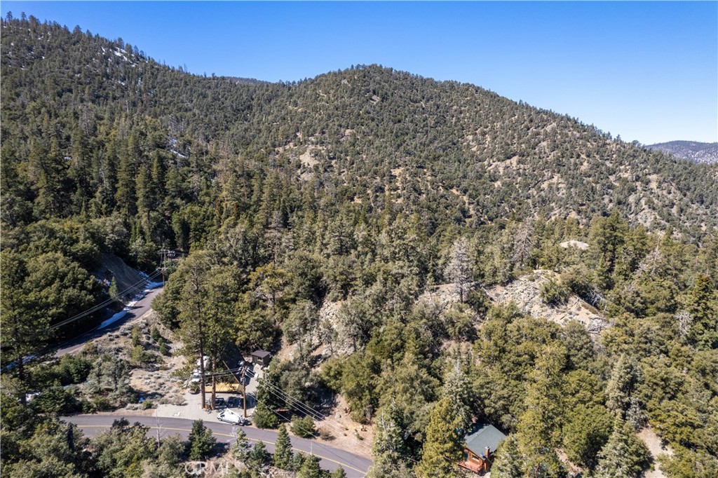 1301 Bernina Drive Property Photo 4