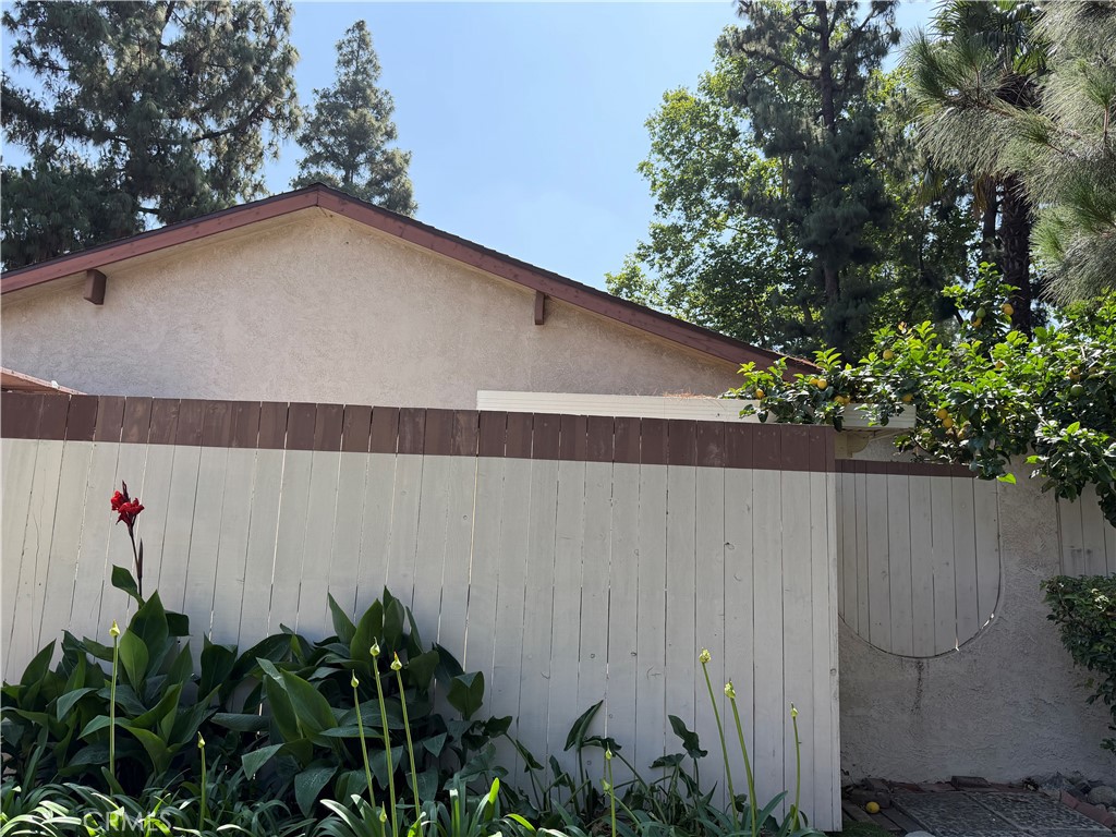 1428 Fredericks Property Photo 18