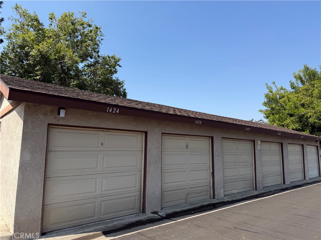 1428 Fredericks Property Photo 19