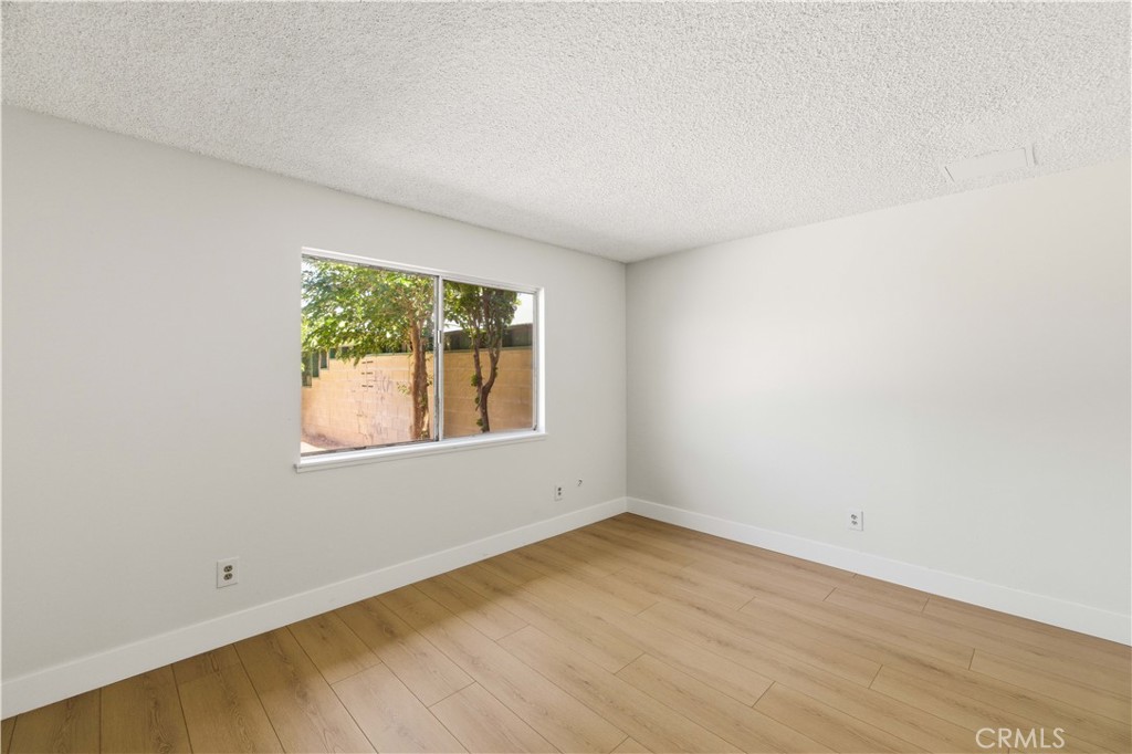 37642 Cluny Property Photo 15