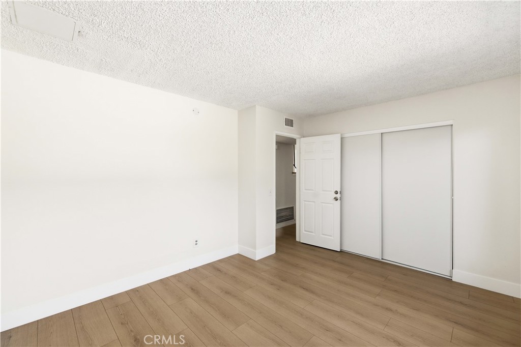 37642 Cluny Property Photo 16