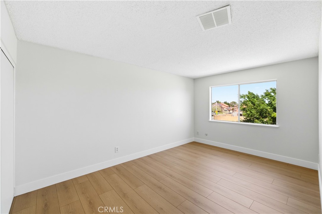 37642 Cluny Property Photo 20