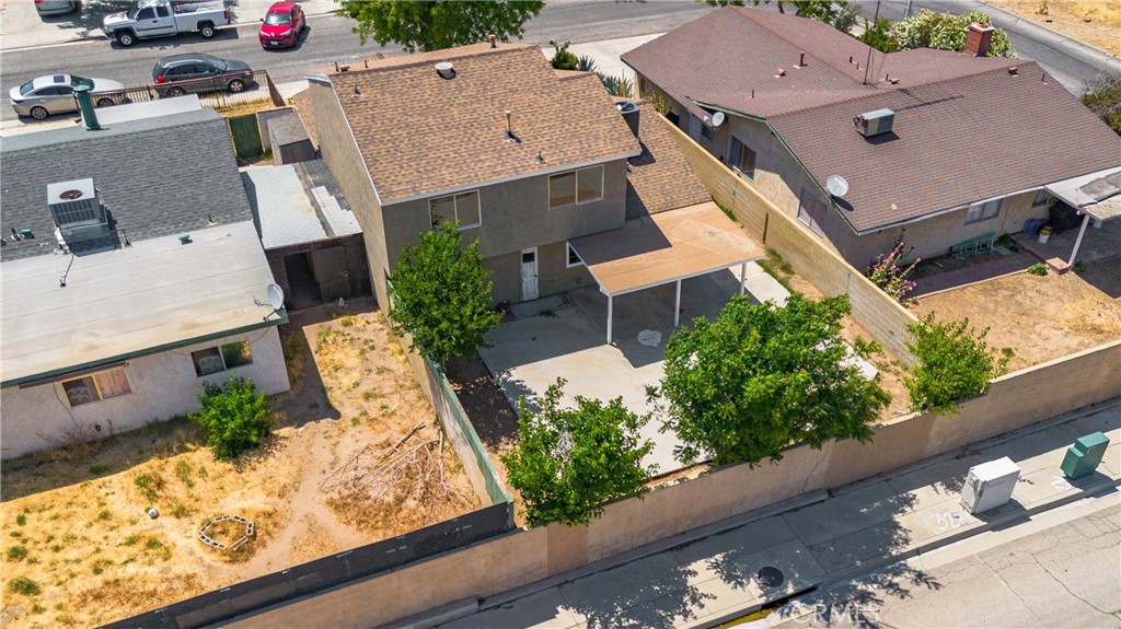 37642 Cluny Property Photo 28