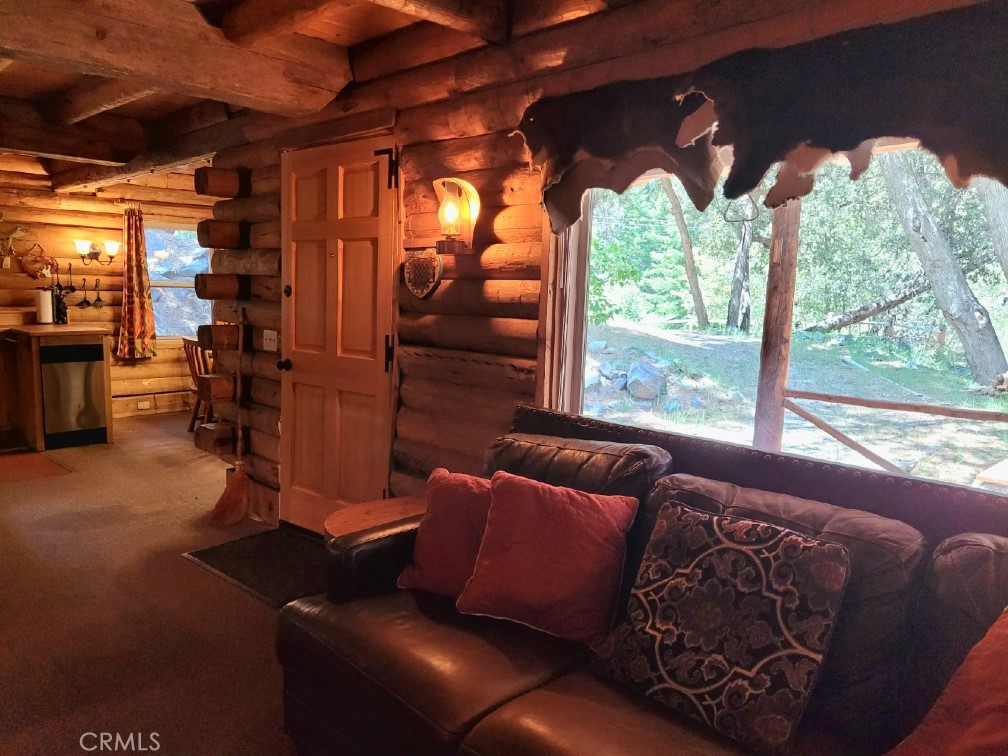 1308 Banff Property Photo 15