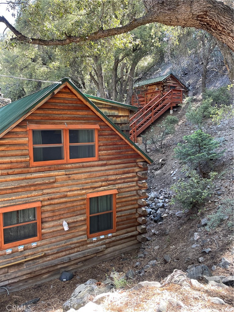 1308 Banff Property Photo 21