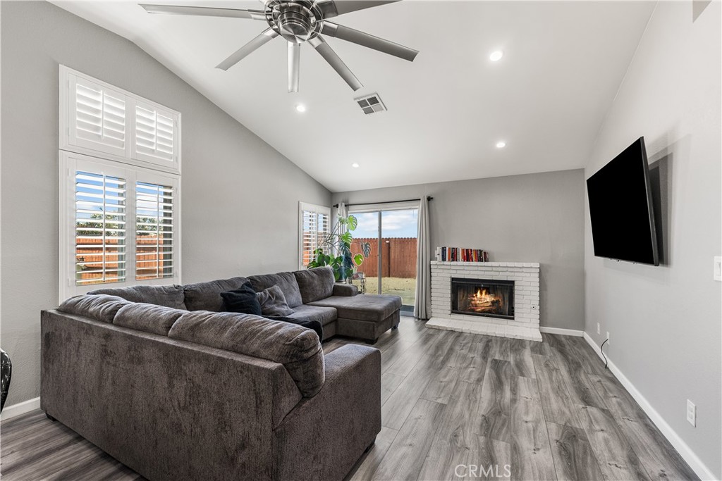 3633 Capri Court Property Photo 10