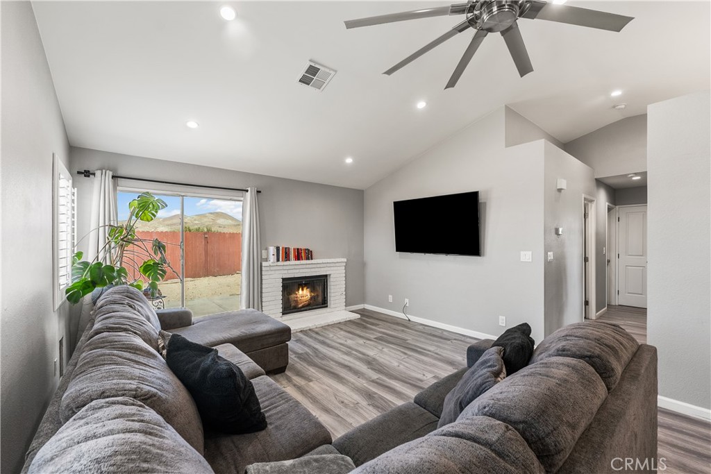 3633 Capri Court Property Photo 11