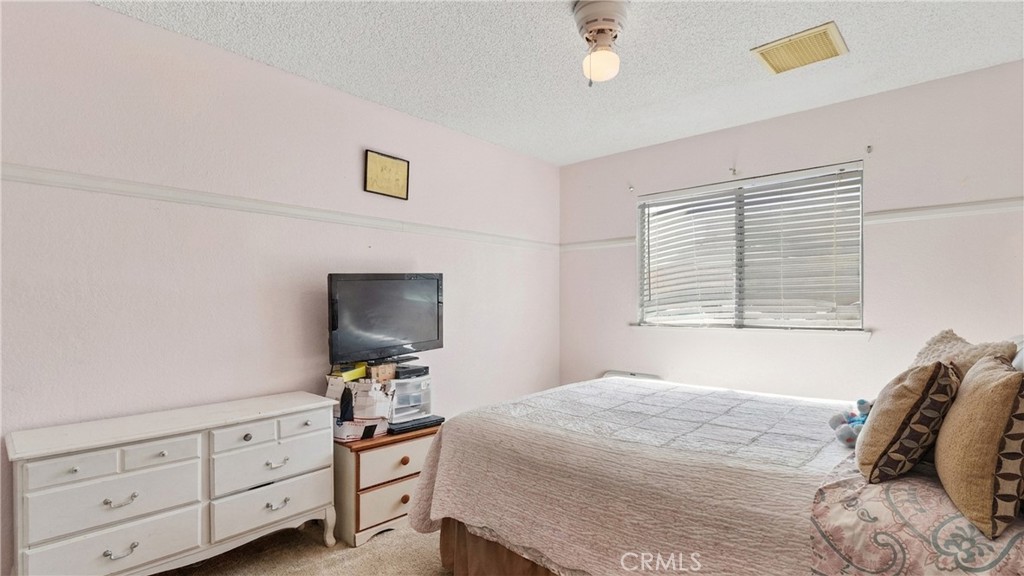 1146 Chagal Property Photo 6