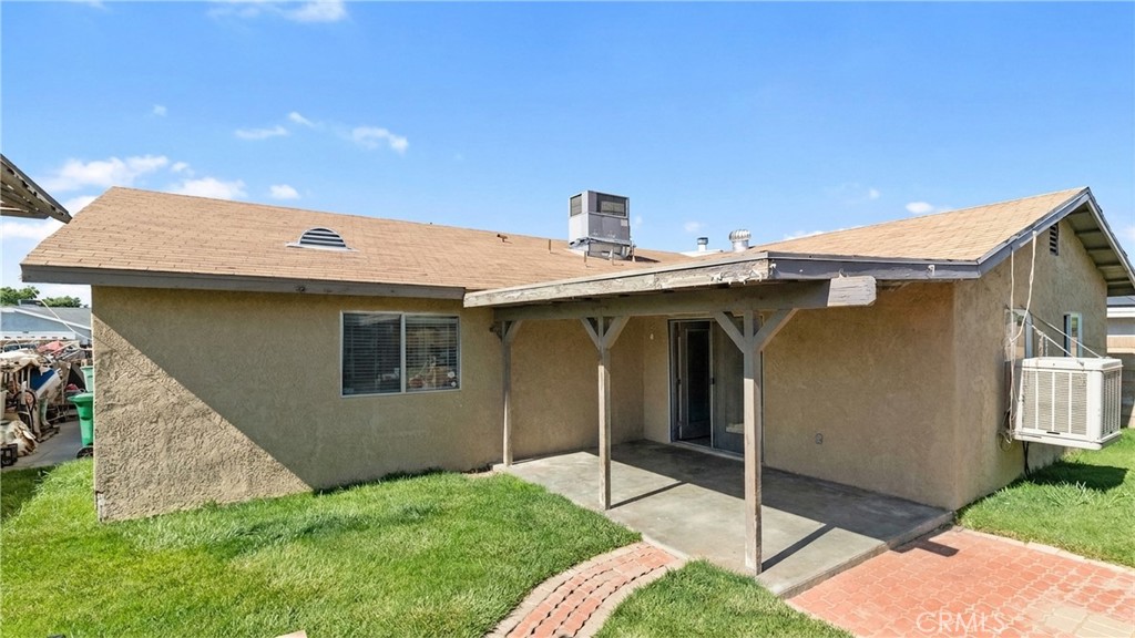 1146 Chagal Property Photo 15
