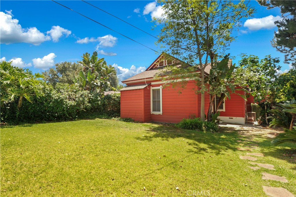 703 Manzanita Avenue Property Photo 33