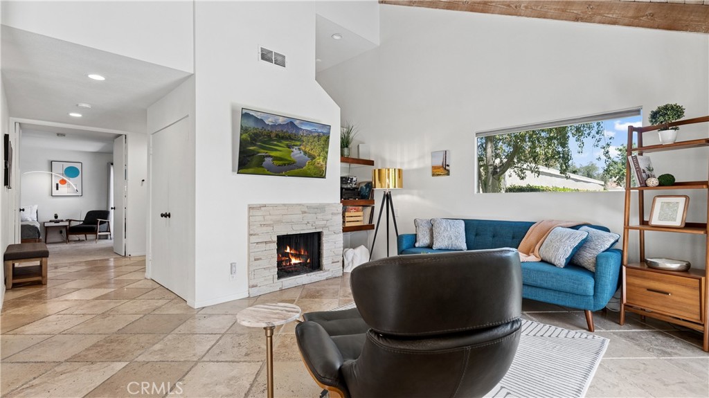 316 Forest Hills Property Photo 4