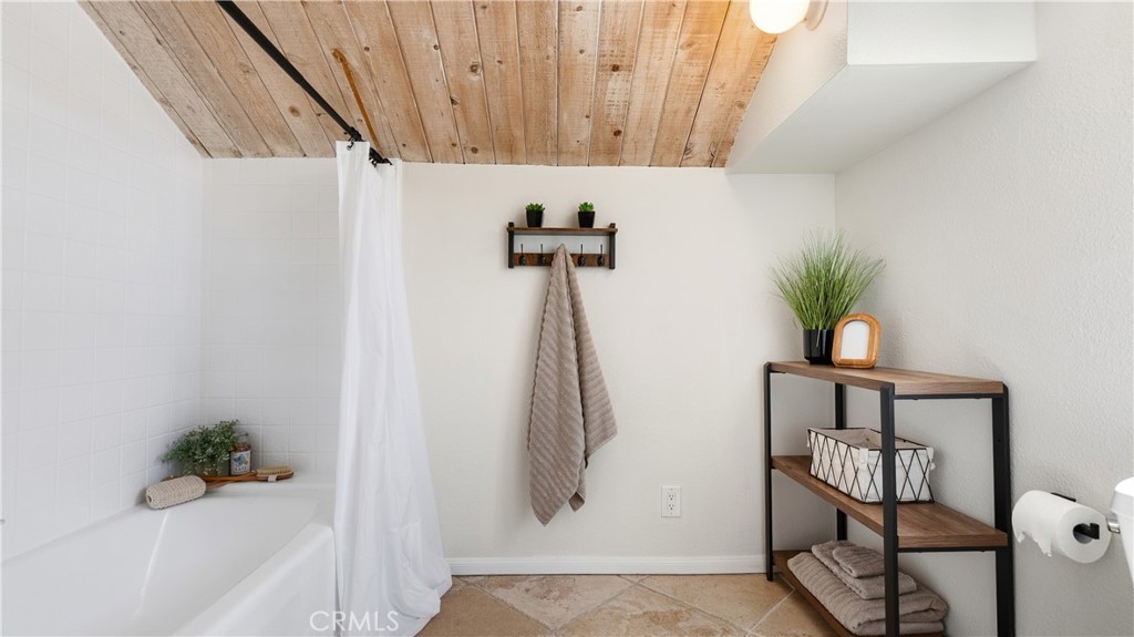 316 Forest Hills Property Photo 42