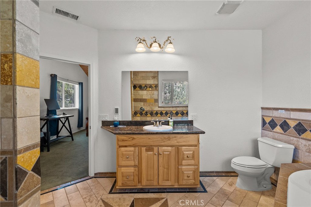 2624 Basel Court Property Photo 35