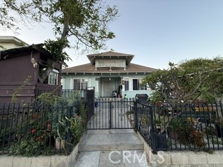 1457 W 25th Property Photo 1