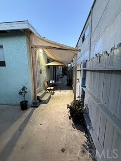 1457 W 25th Property Photo 4