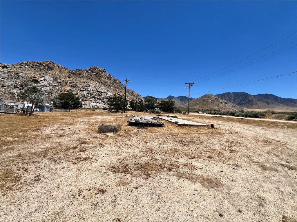 8136 Rocky Hill Property Photo 3