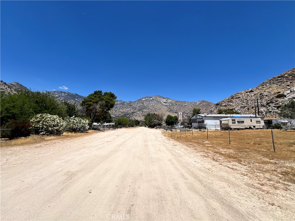 8136 Rocky Hill Property Photo 10