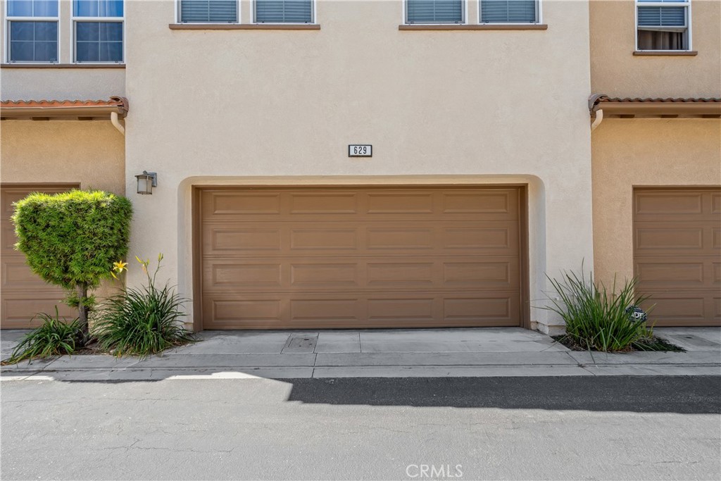 629 Forest Park Property Photo 1